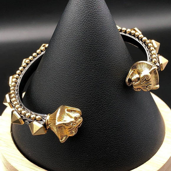 Stella & Dot Jewelry - Stella & Dot Bracelet Artemis Double Lion Head Gunmetal Gold Tone Stud Cuff Rare